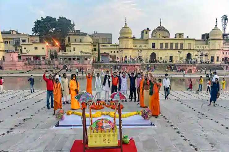 Varanasi tour package from Bangalore